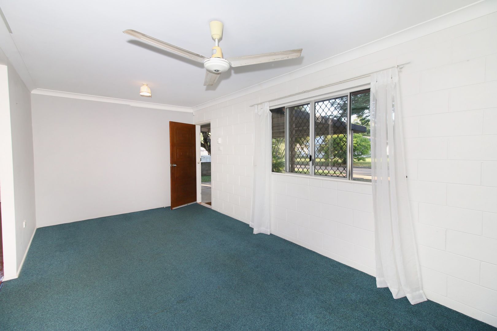 3 Gilli Crescent, Cranbrook QLD 4814, Image 2