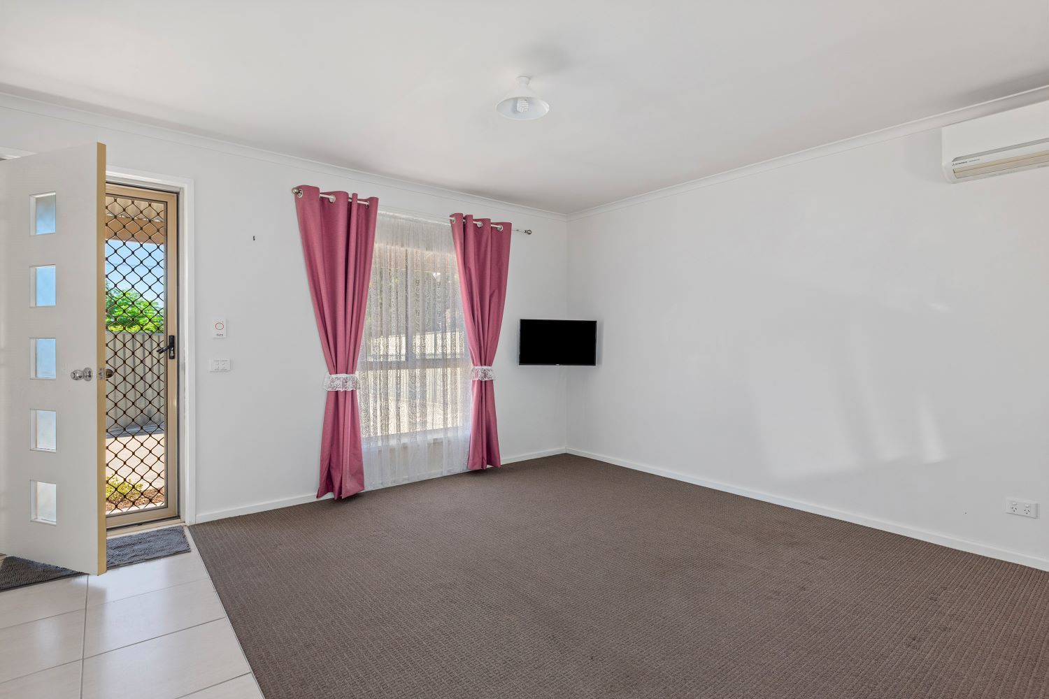 1/21A Church Street, Eaglehawk VIC 3556, Image 1