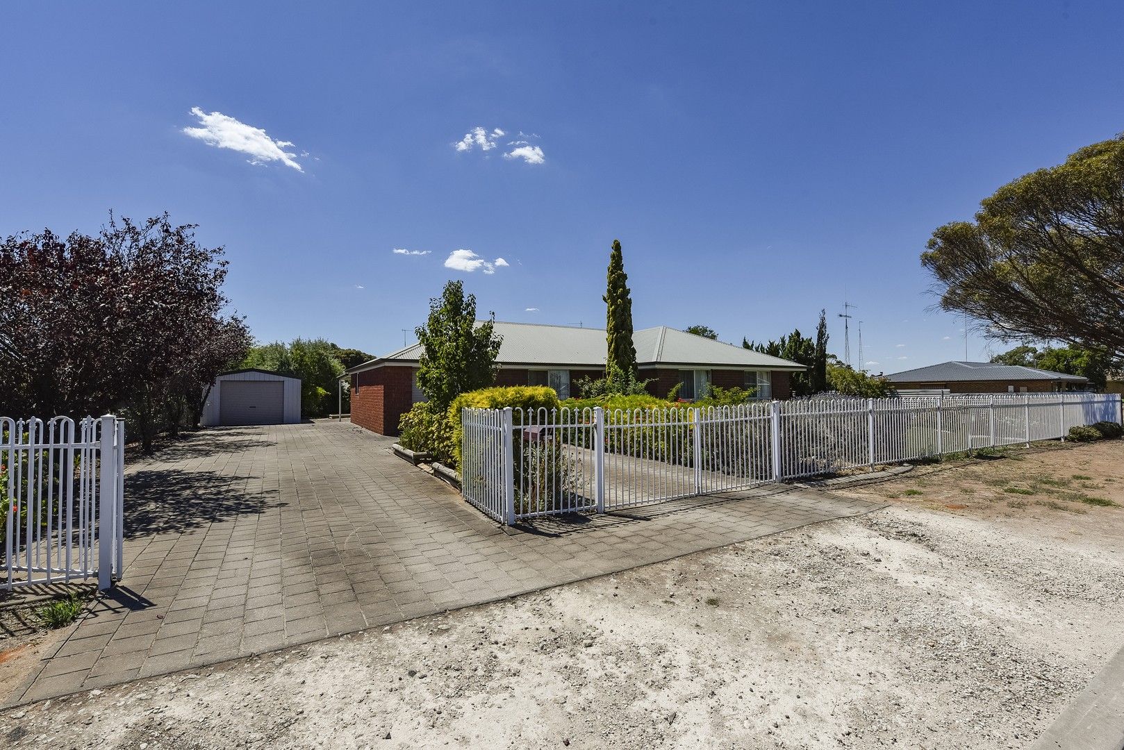 51 Venn Avenue, Bordertown SA 5268, Image 2