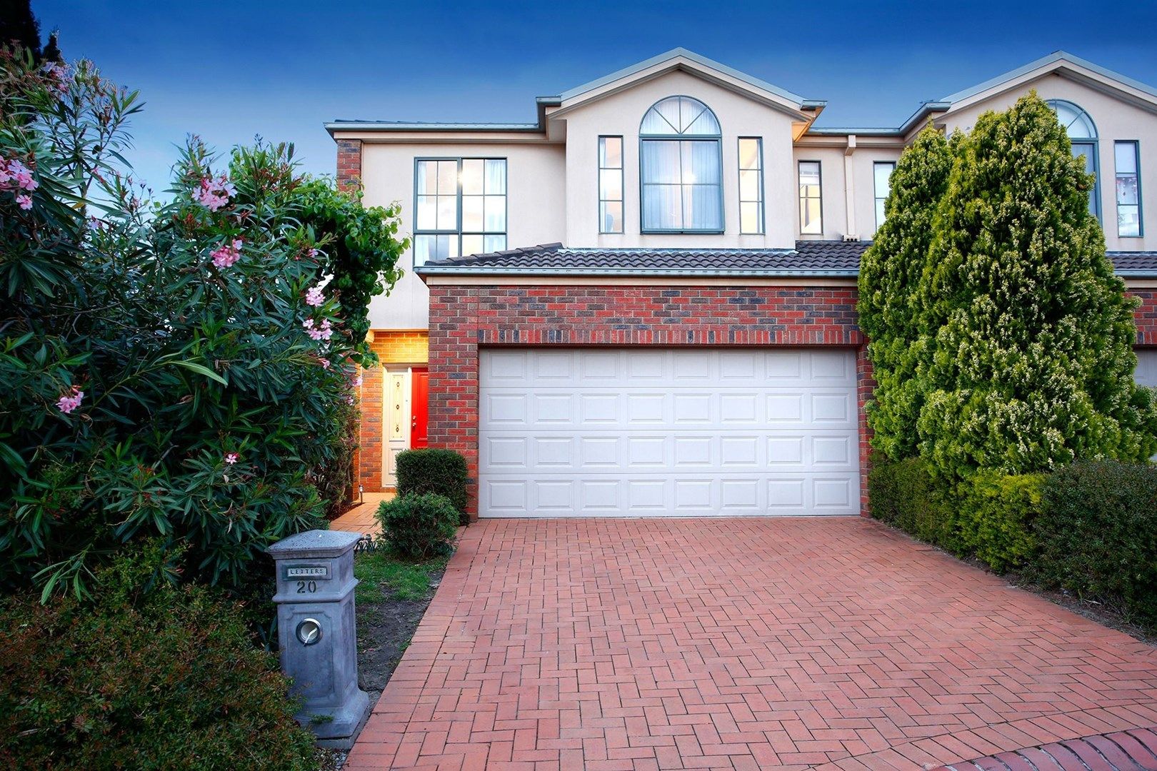 20 Arlington Walk, Vermont VIC 3133, Image 0