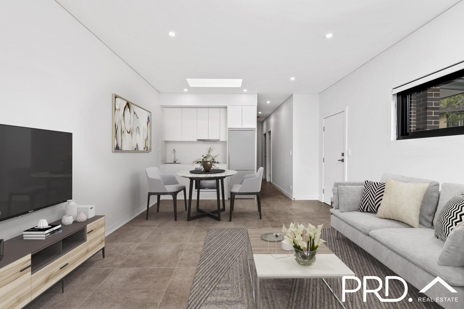 2 bedrooms House in 1/11 Mactier Avenue MILPERRA NSW, 2214