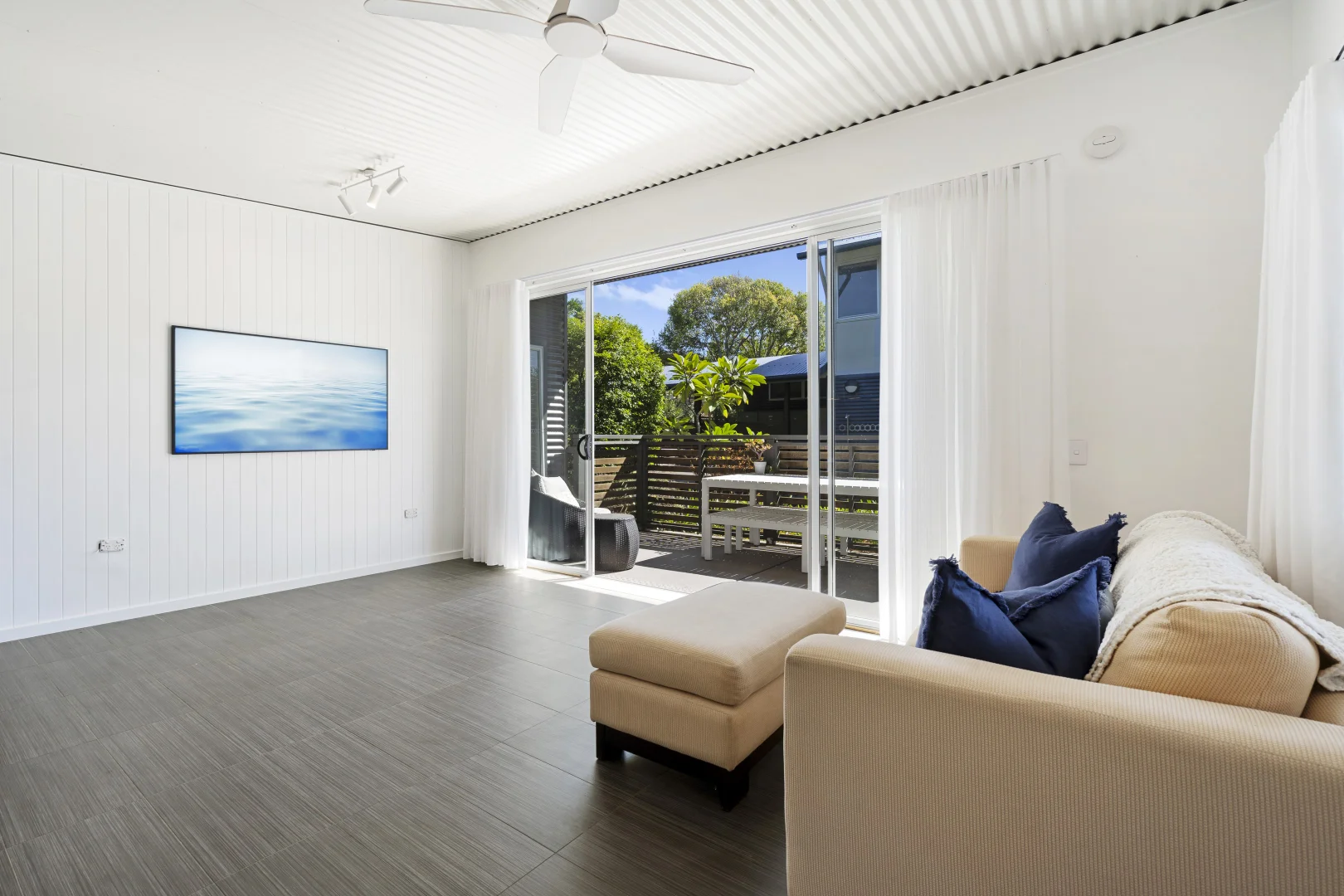 Additional image 3 of 2/614-618 Casuarina Way, Casuarina NSW 2487