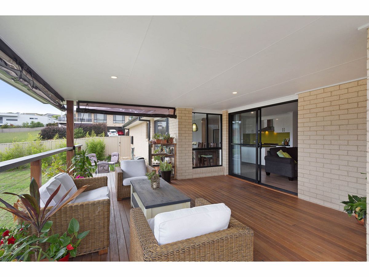 74 Bournda Circuit, Tura Beach NSW 2548, Image 2