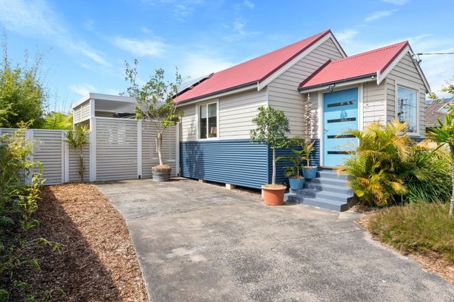 Picture of 102 Bay Road, BLUE BAY NSW 2261