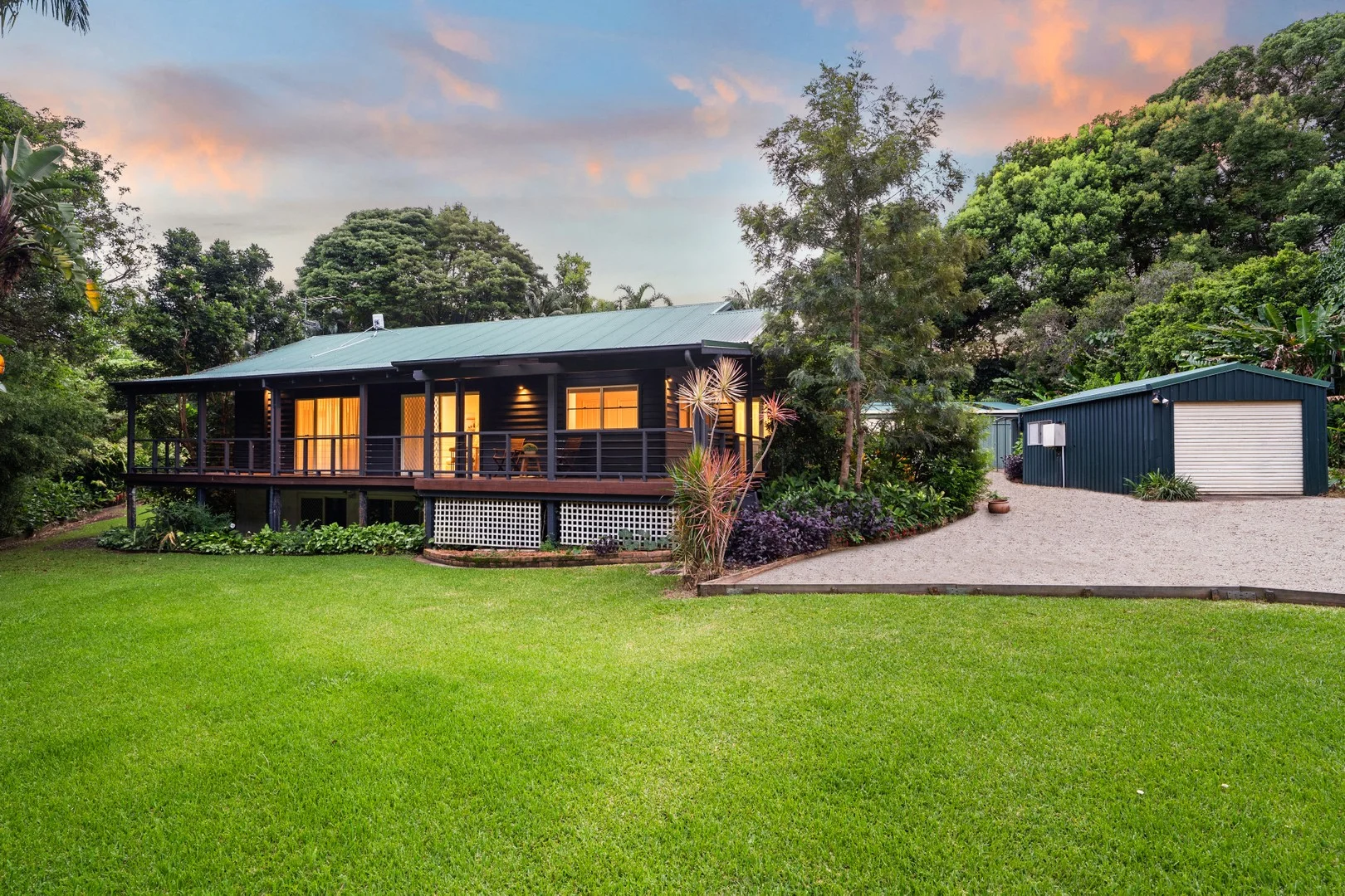 17 Avocado Crescent, Ewingsdale NSW 2481