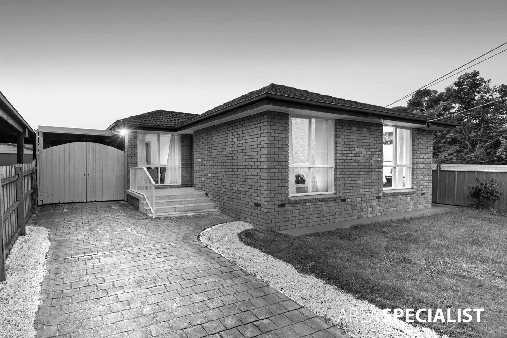 10 Tullaroop Court, St Albans VIC 3021, Image 0