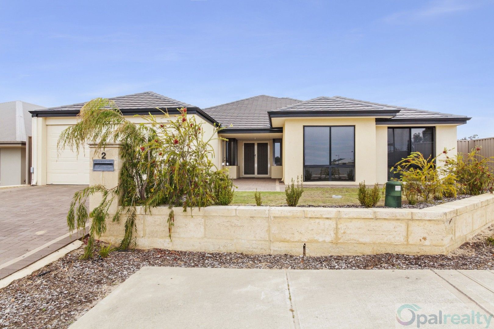 4 bedrooms House in 2 Brumby Entrance BALDIVIS WA, 6171