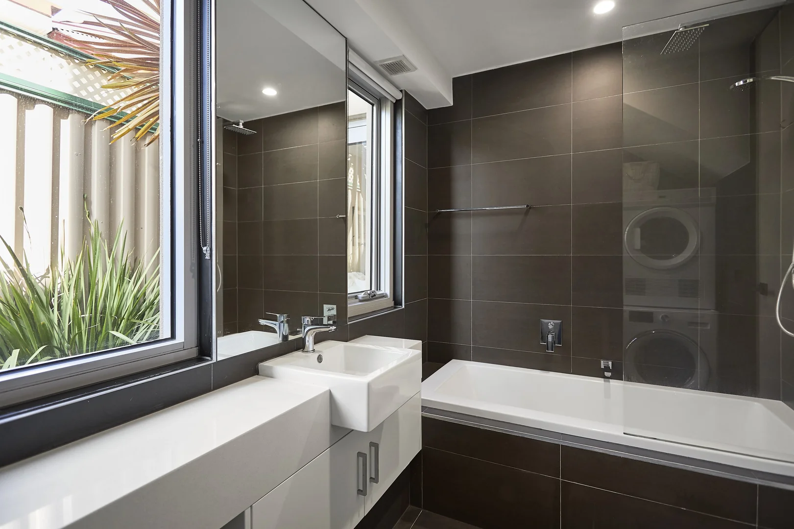 Additional image 9 of 2/1 Hunter Street, Richmond VIC 3121