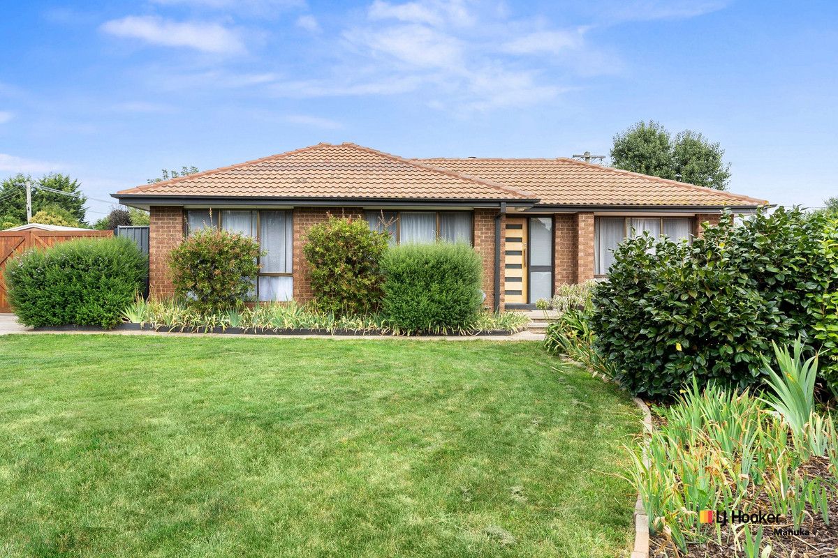 4 Rayment Place, Gowrie ACT 2904, Image 0