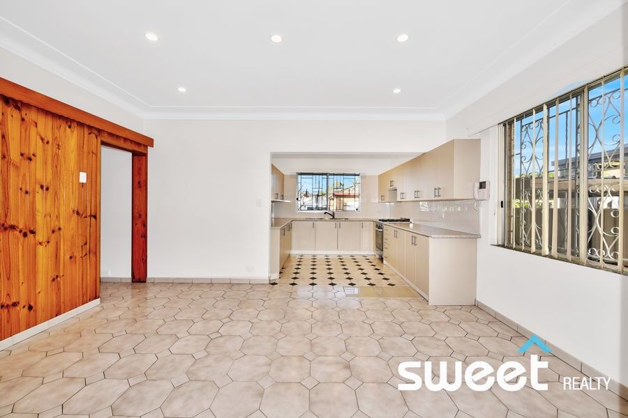 27 Highview Avenue, Greenacre NSW 2190, Image 1