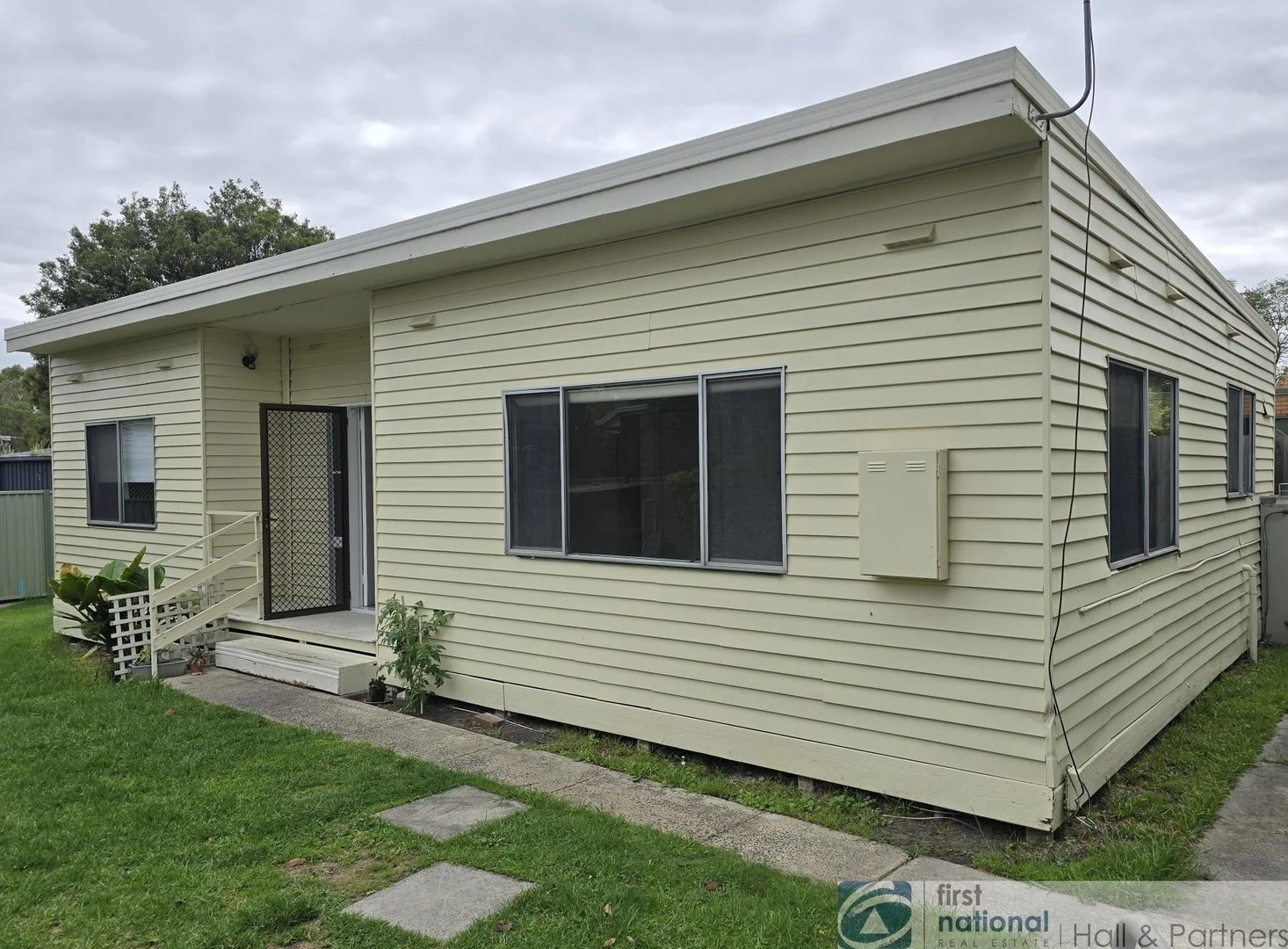 2/90 Langhorne Street, Dandenong VIC 3175