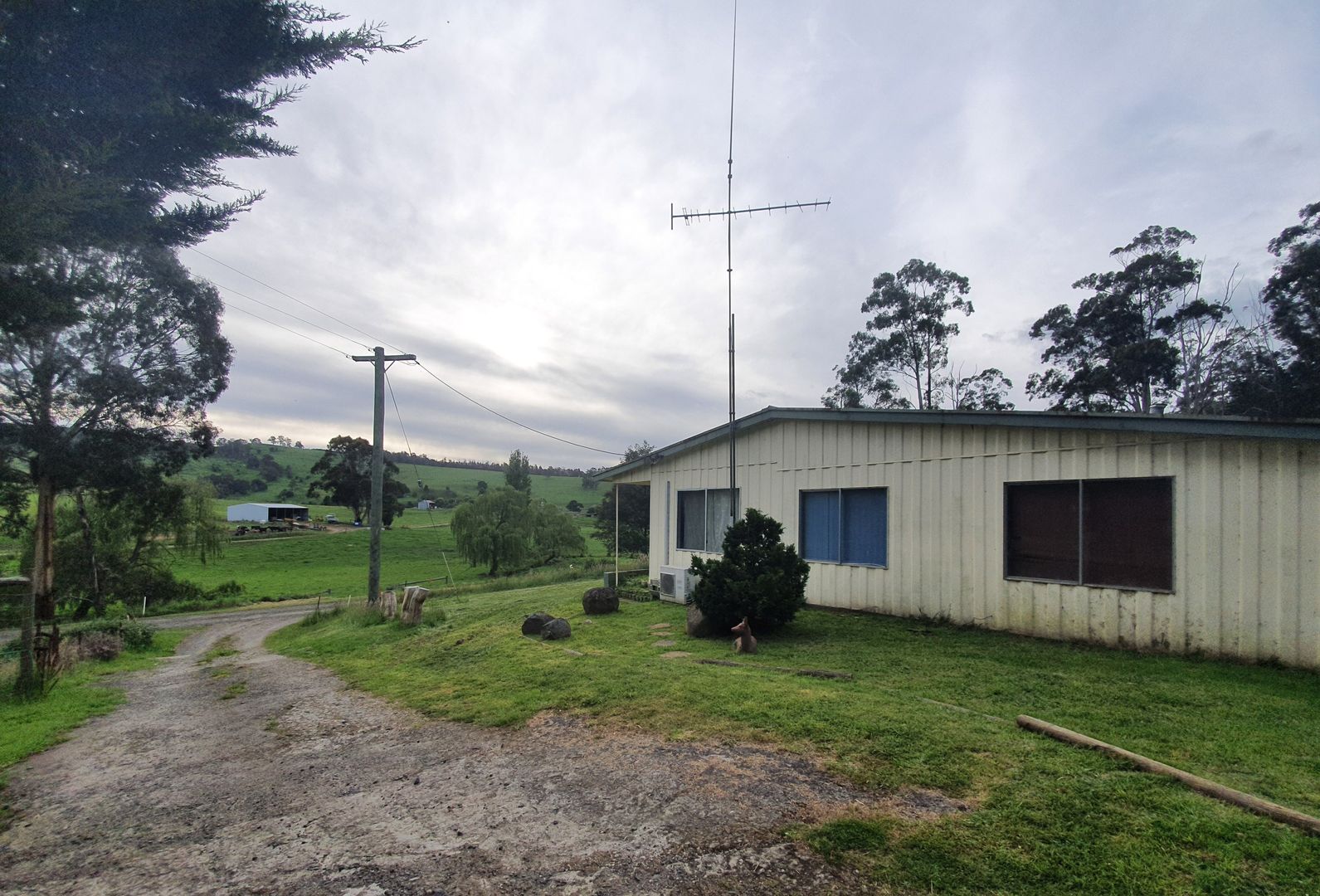 67 Morrisons Creek Road, Gormandale VIC 3873, Image 2