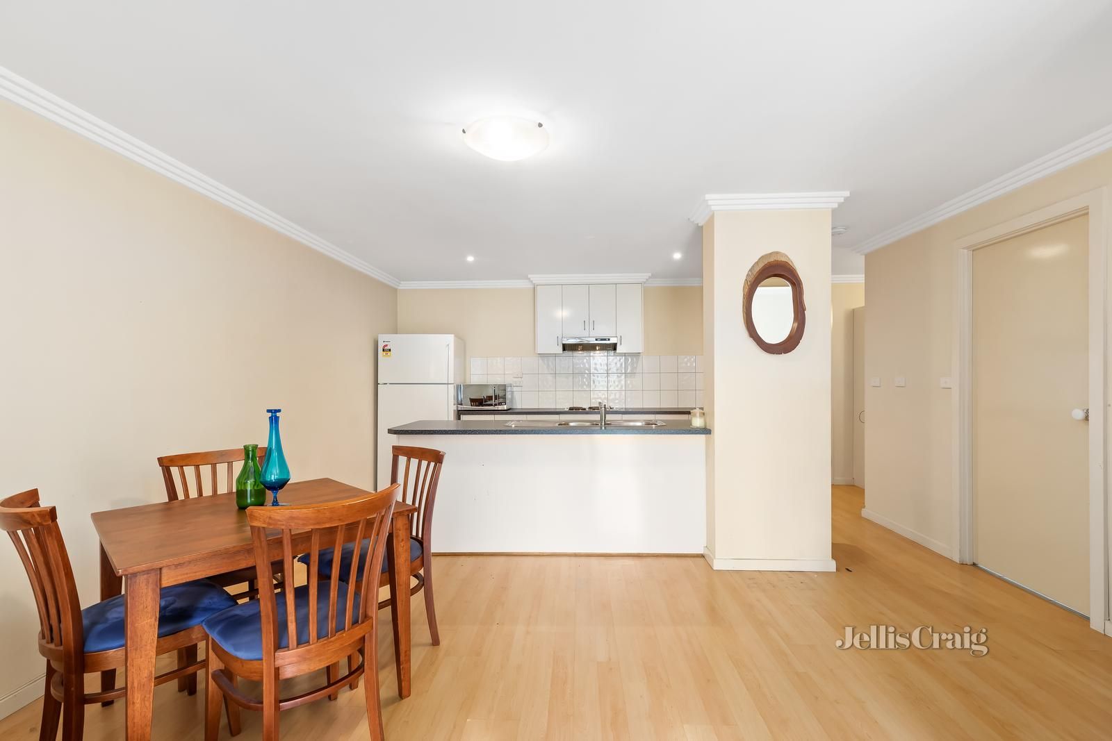 3/17 Ascot Vale Road, Flemington VIC 3031, Image 2