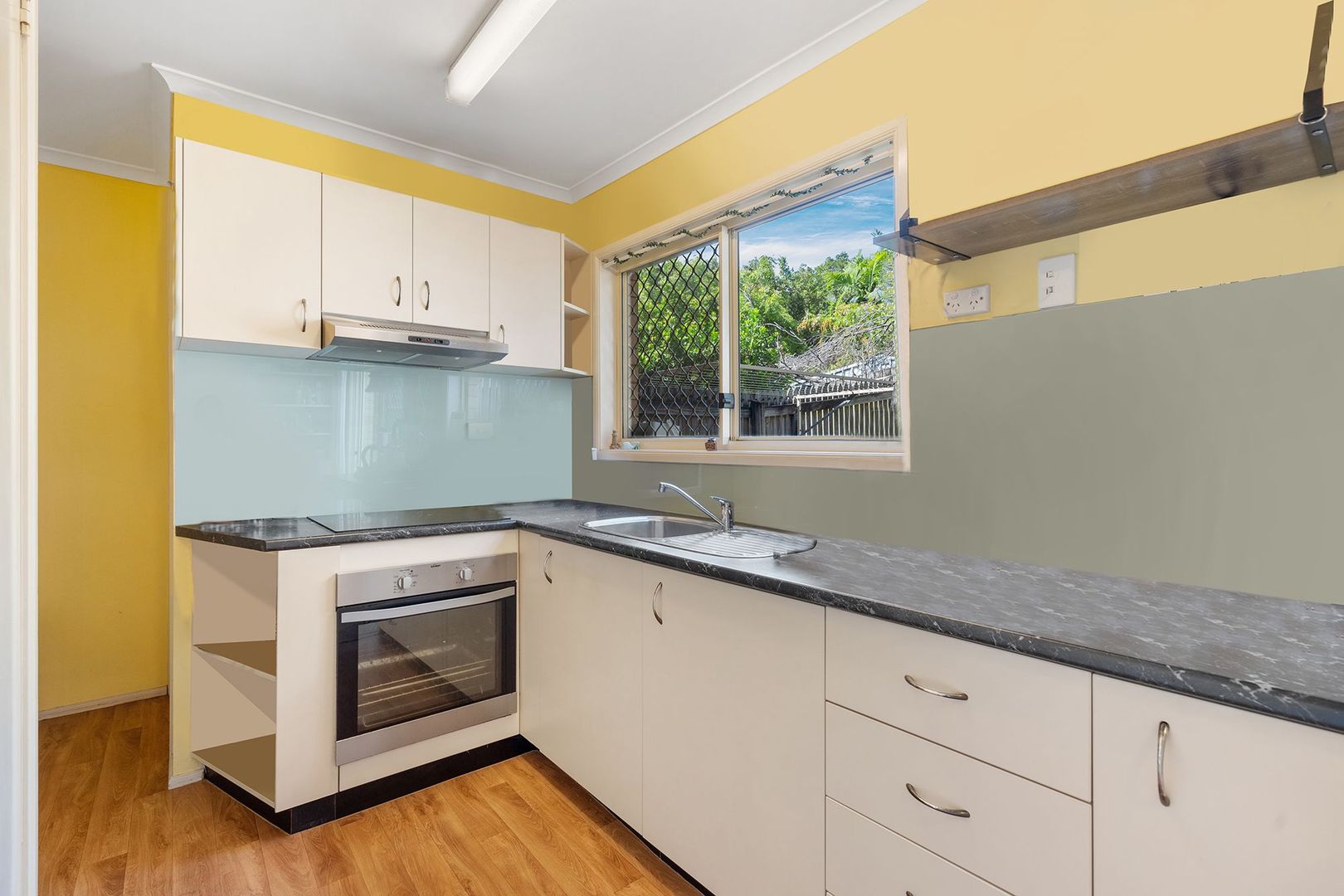 33/13 Bailey Street, Collingwood Park QLD 4301, Image 2