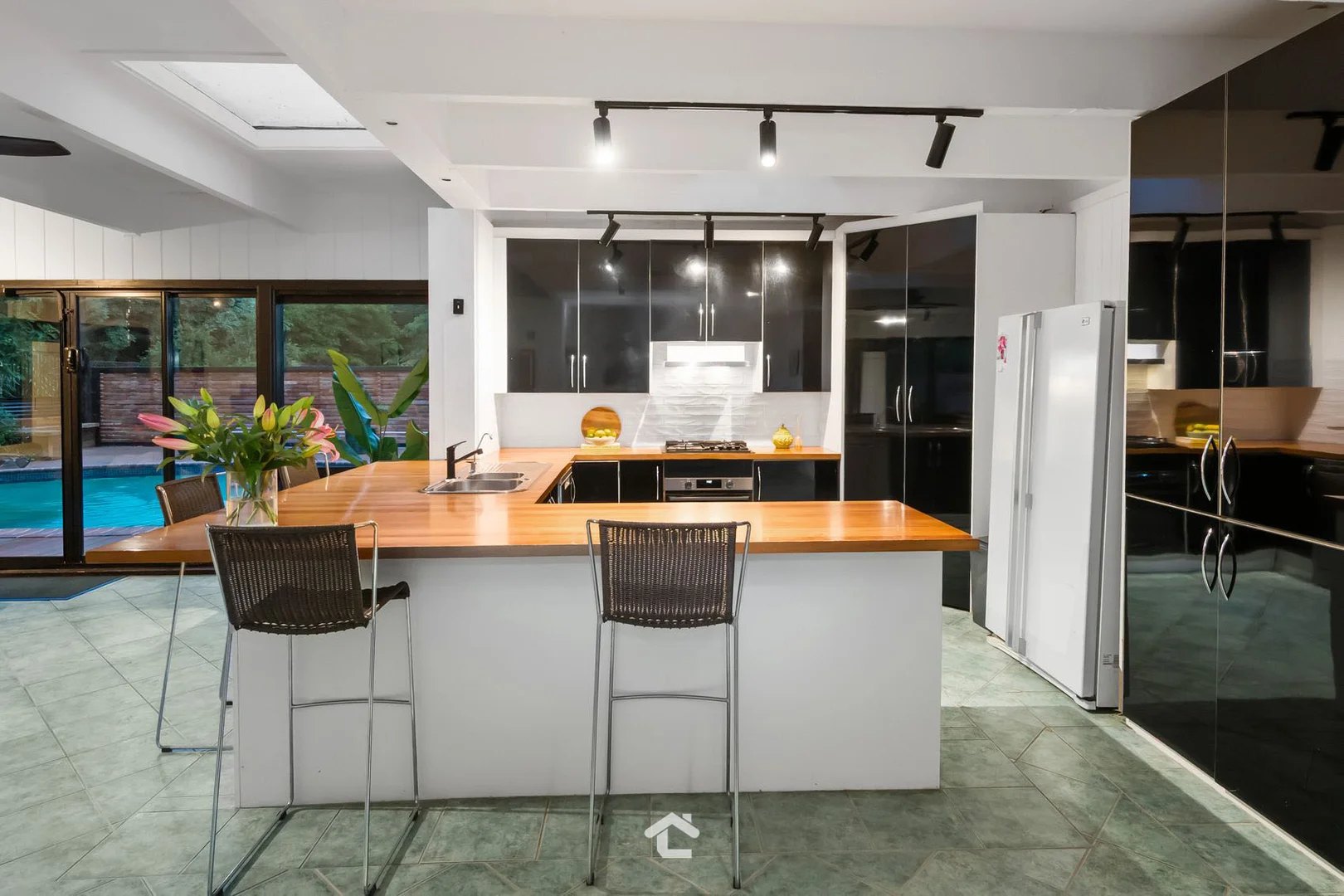 Additional image 10 of 38 Mont Albert Road, Ferntree Gully VIC 3156