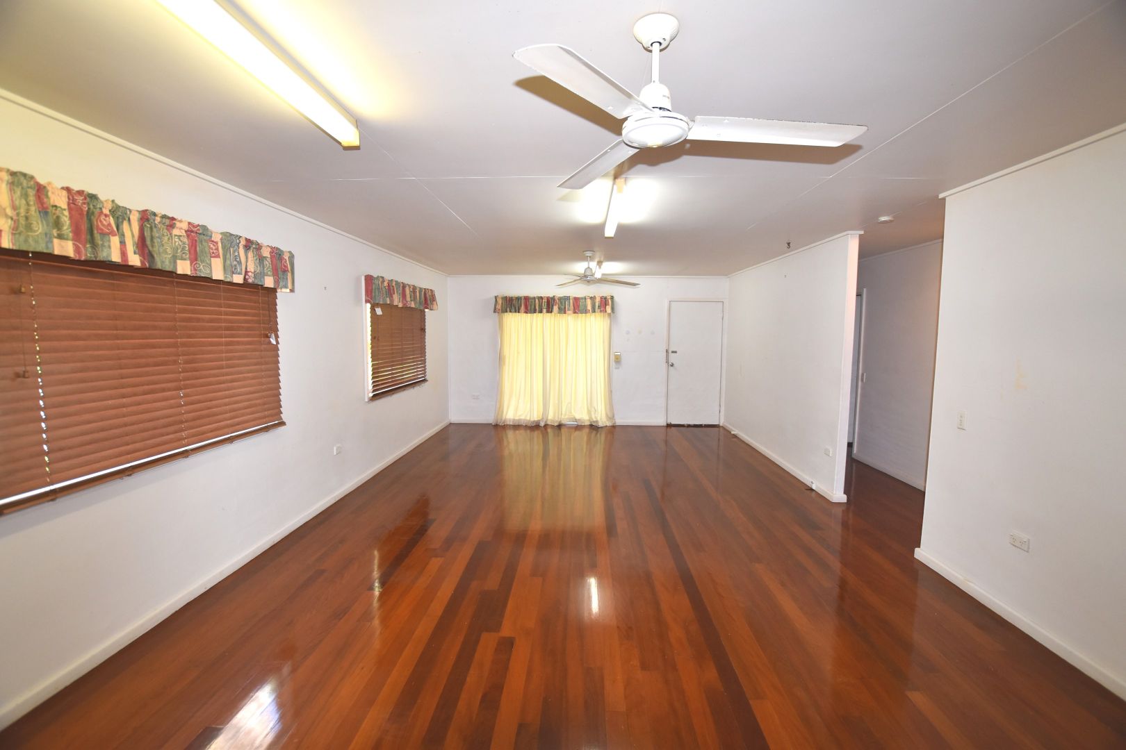 1 Peters Crescent, West Gladstone QLD 4680, Image 2