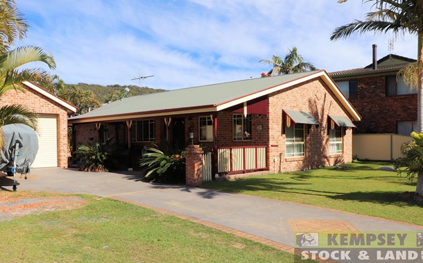 9 Bream Close, Hat Head NSW 2440