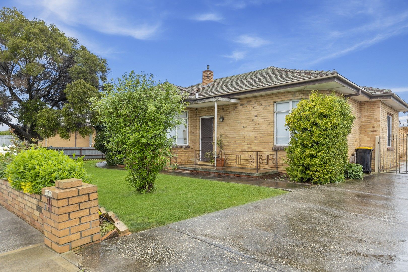 3 bedrooms House in 8 Oak Street SEYMOUR VIC, 3660