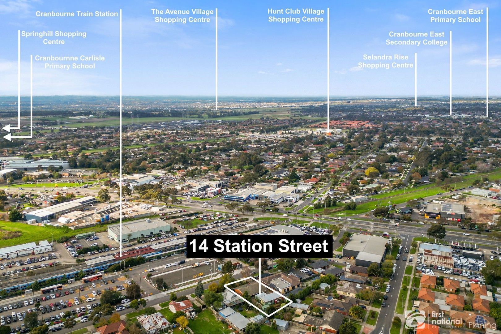 5 bedrooms House in 14 Station Street CRANBOURNE VIC, 3977