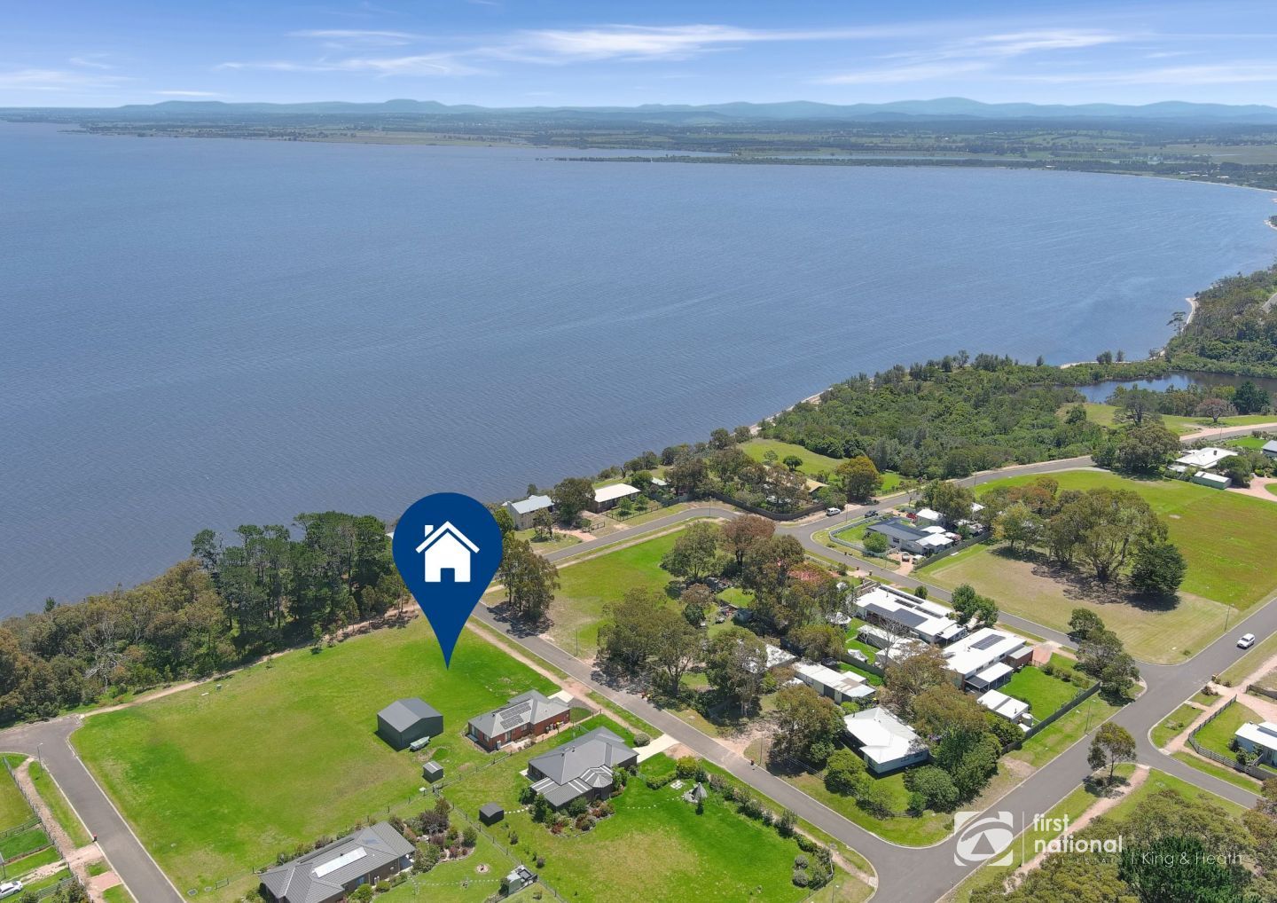 3 bedrooms House in 5 Sybil Street METUNG VIC, 3904