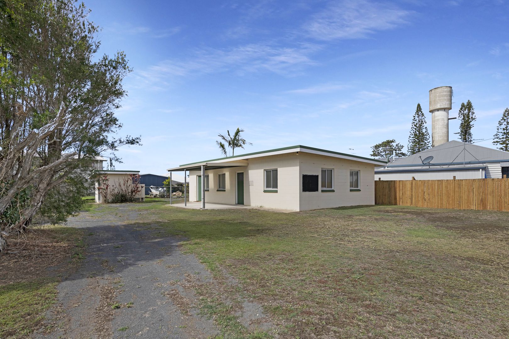 70 Welch Street, Elliott Heads QLD 4670, Image 2