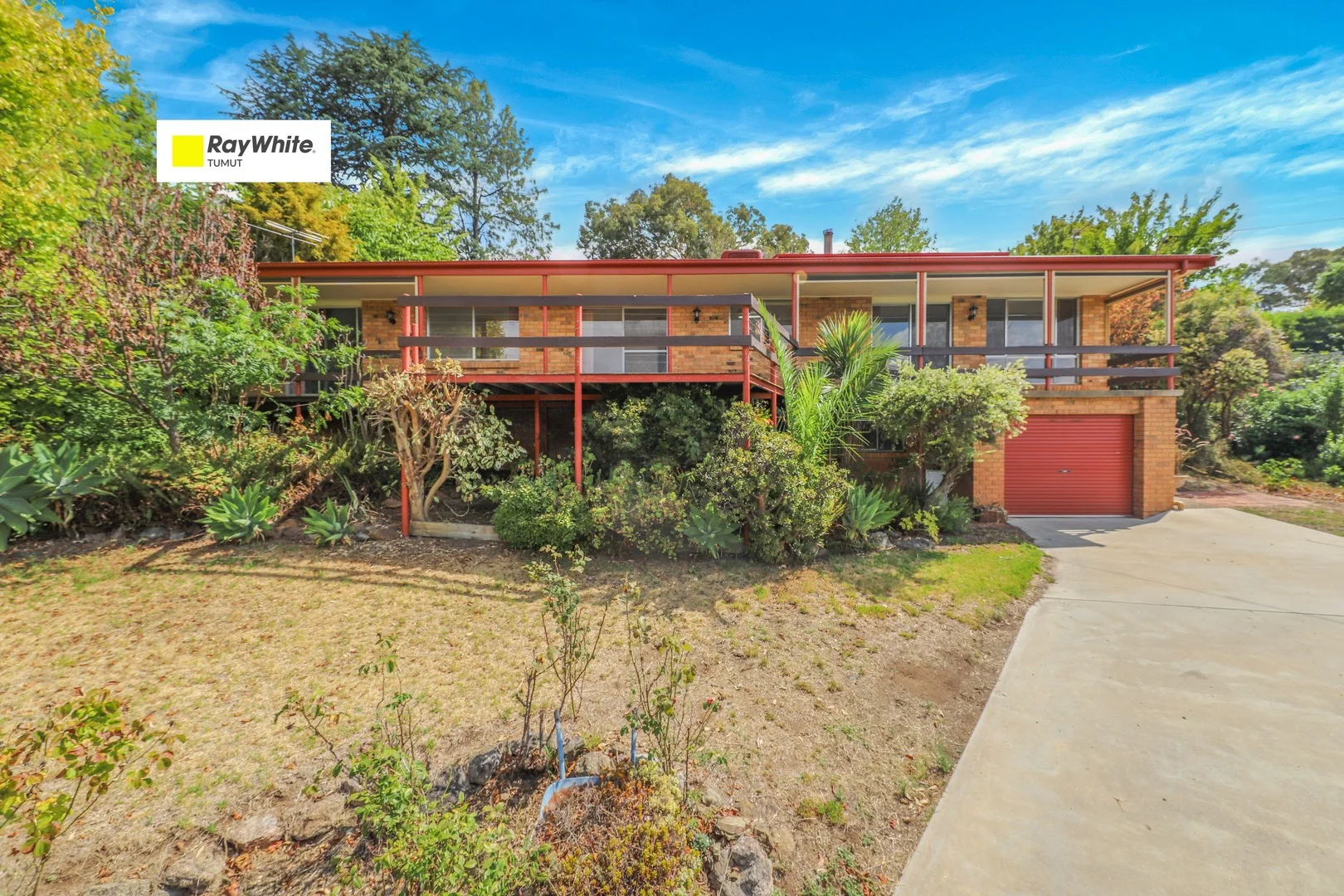 125 Dalhunty Street, Tumut NSW 2720