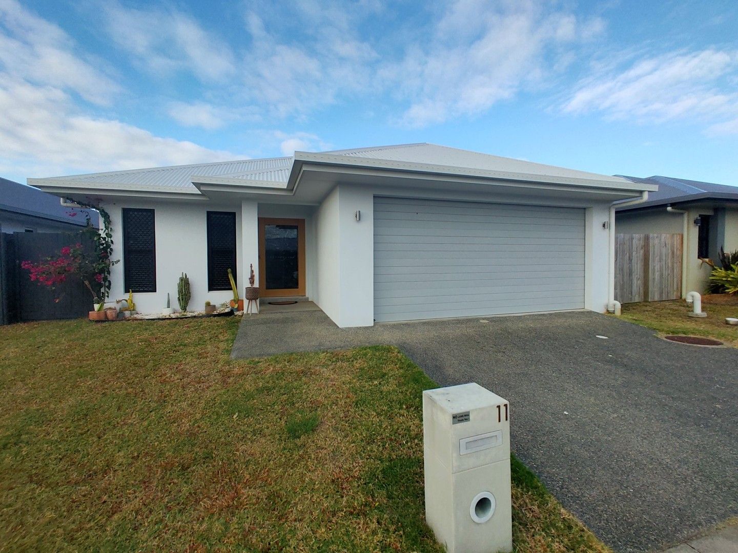 3 bedrooms House in 11 Cardross Link SMITHFIELD QLD, 4878