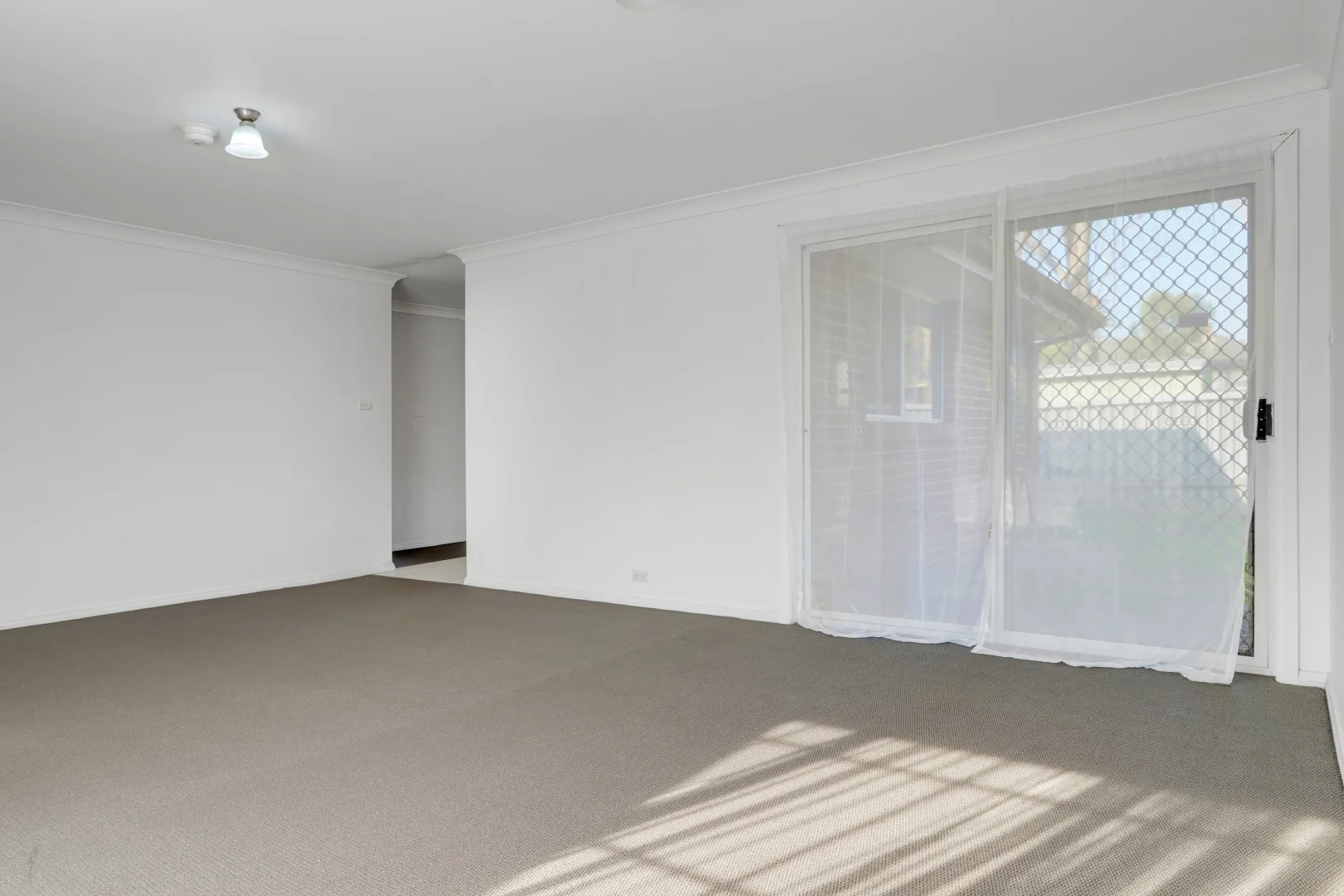 Additional image 10 of 1/12 Baldwin Avenue, Glenfield NSW 2167