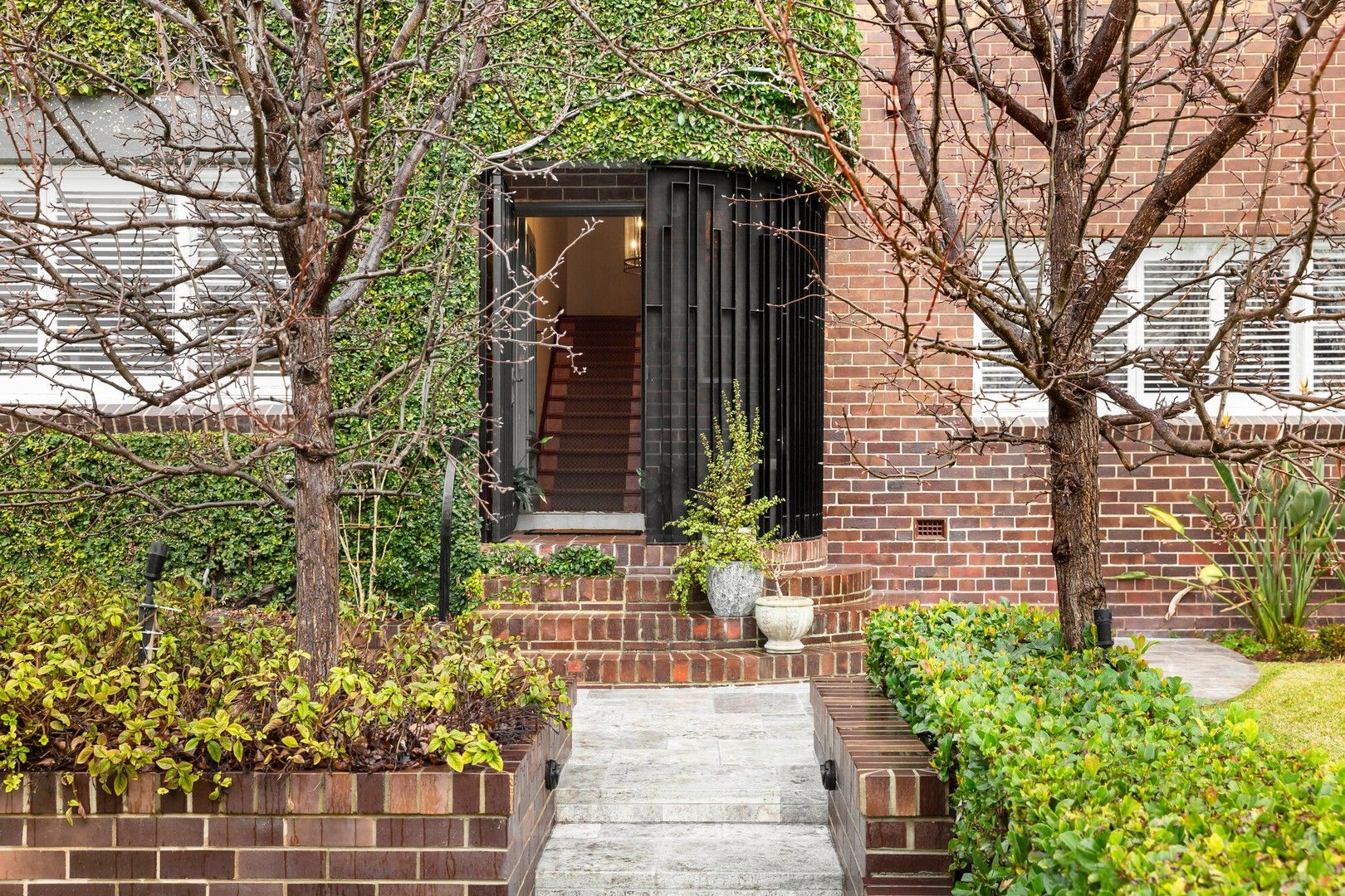 4 bedrooms House in 10 Cascade Street BALWYN NORTH VIC, 3104