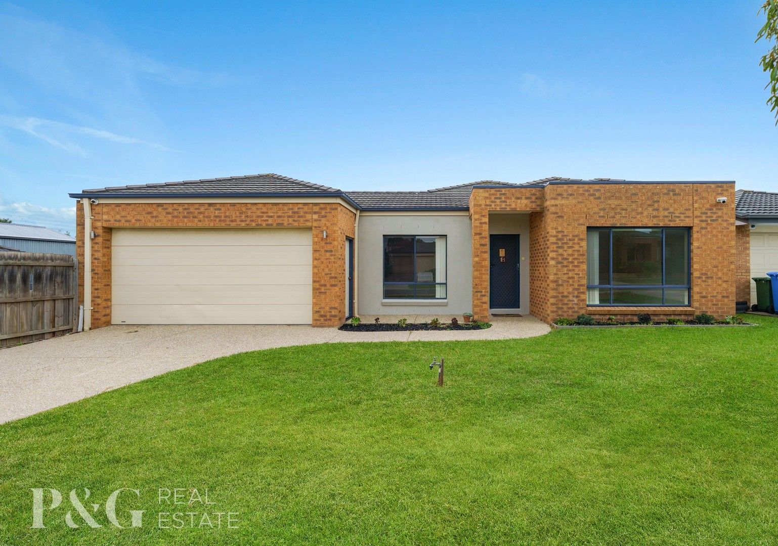 4 bedrooms House in 4 Appleton Court NARRE WARREN SOUTH VIC, 3805