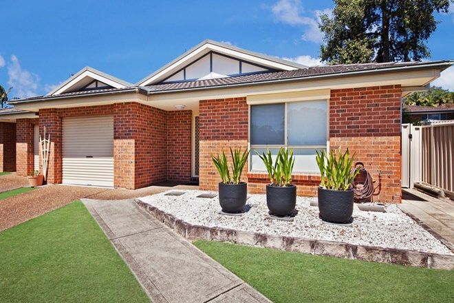 Picture of 2/15 Sandpiper Place, GREEN POINT NSW 2251