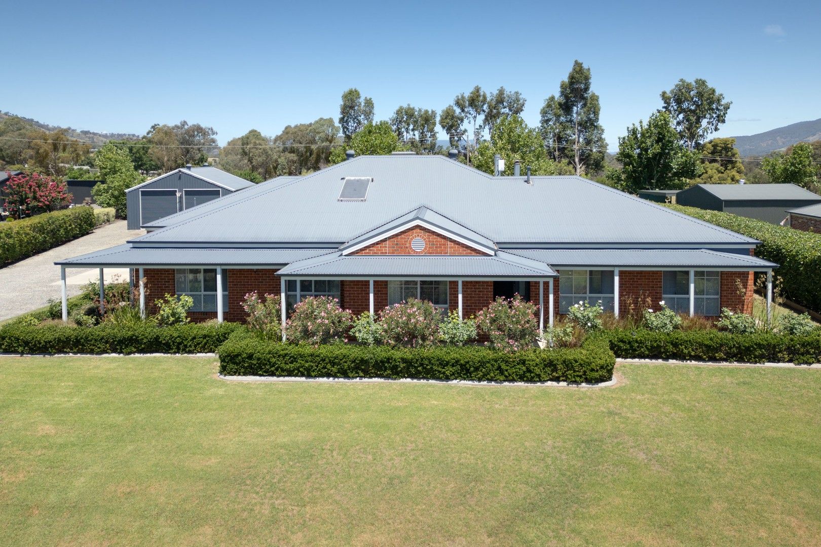 54 HILLANDALE COURT, Bonegilla VIC 3691, Image 0