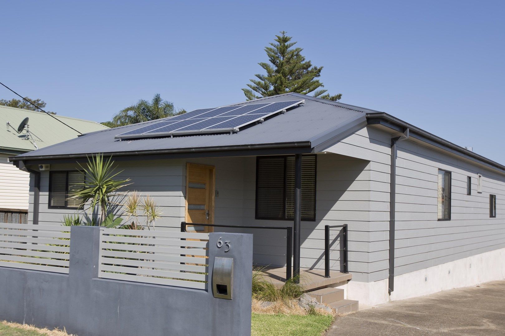 6 bedrooms House in 63 Fussell Street BIRMINGHAM GARDENS NSW, 2287