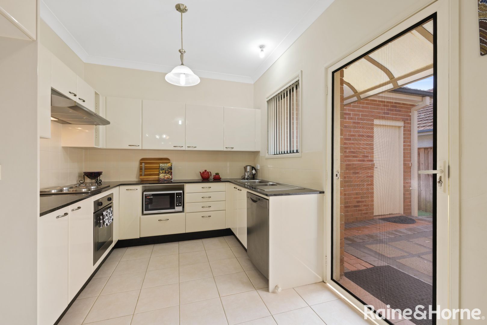 1/5A Clanalpine Street, Eastwood NSW 2122, Image 2