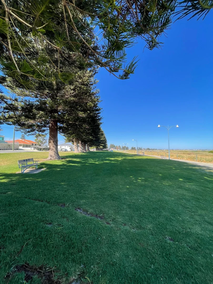 Additional image 20 of 194 Arcadia Dr, Shoalwater WA 6169