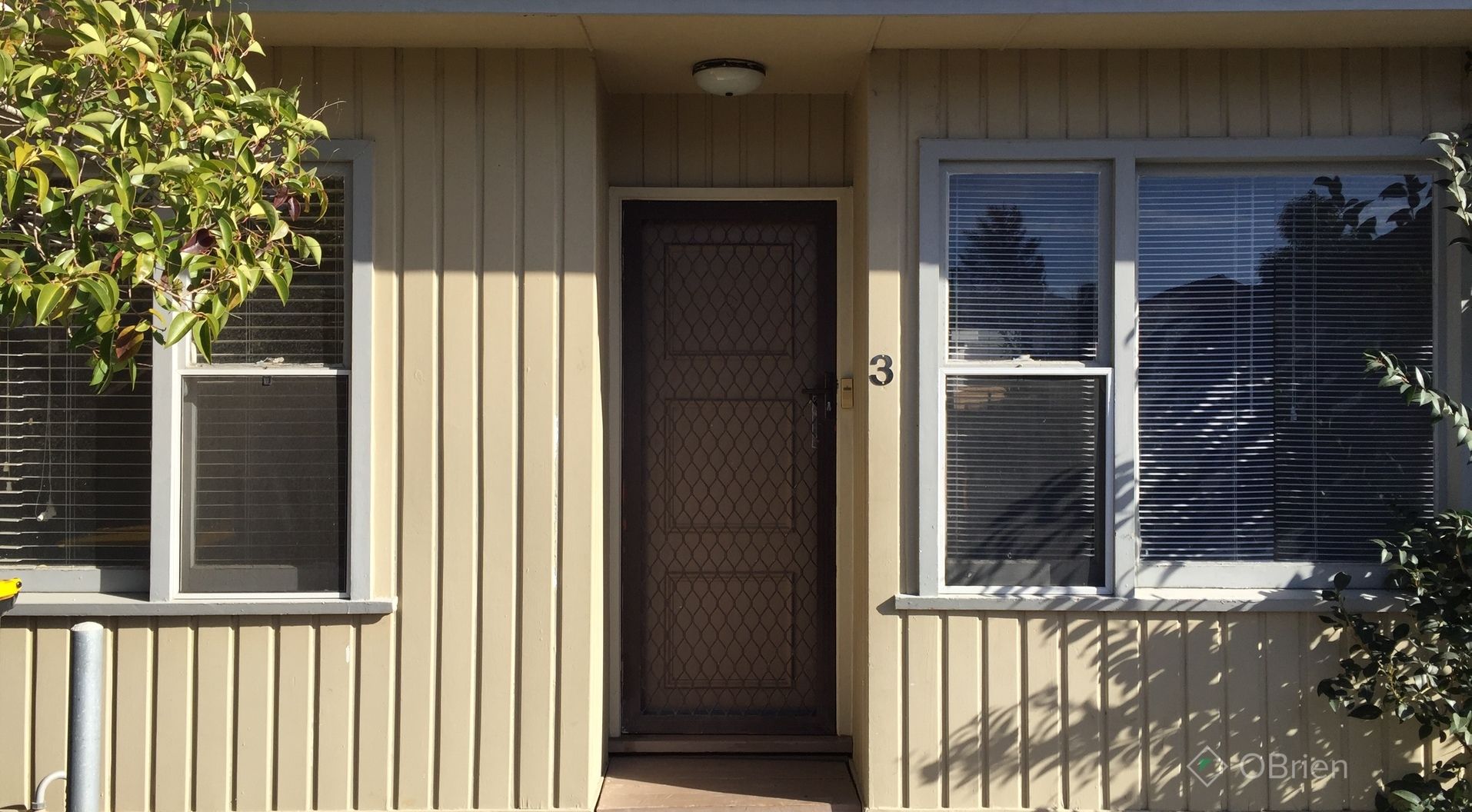 2 bedrooms Apartment / Unit / Flat in 3/28 Olive Street DANDENONG VIC, 3175