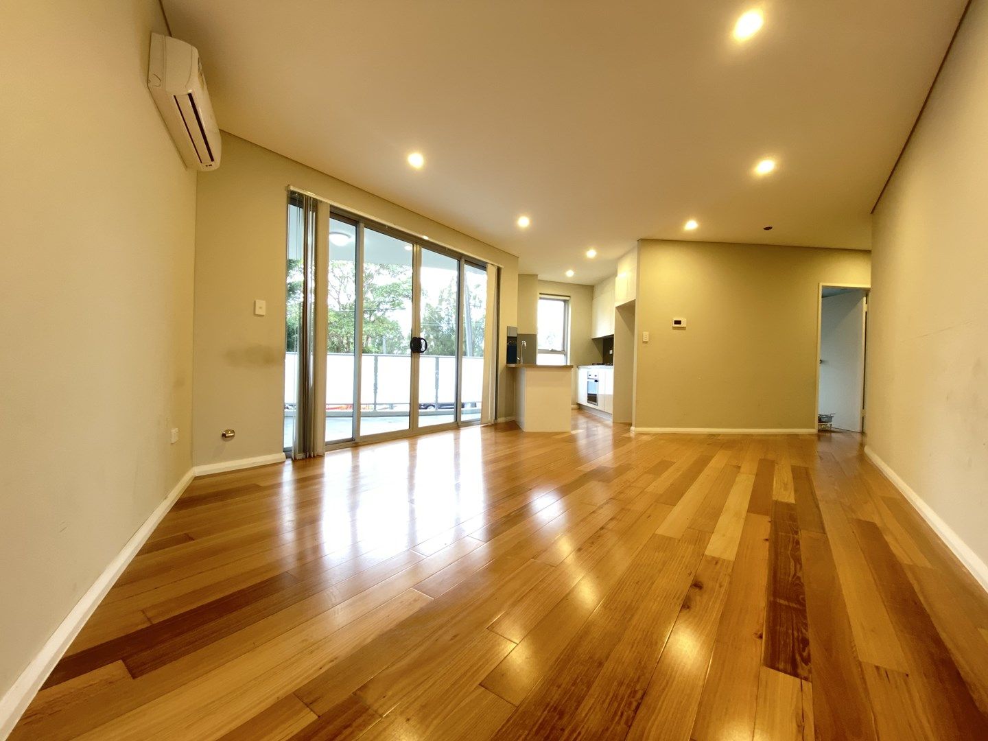 2 bedrooms Apartment / Unit / Flat in 12/50 Loftus Crescent HOMEBUSH NSW, 2140
