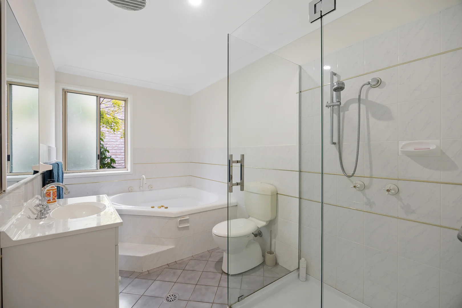 Additional image 15 of 42 coal Point road, Coal Point NSW 2283