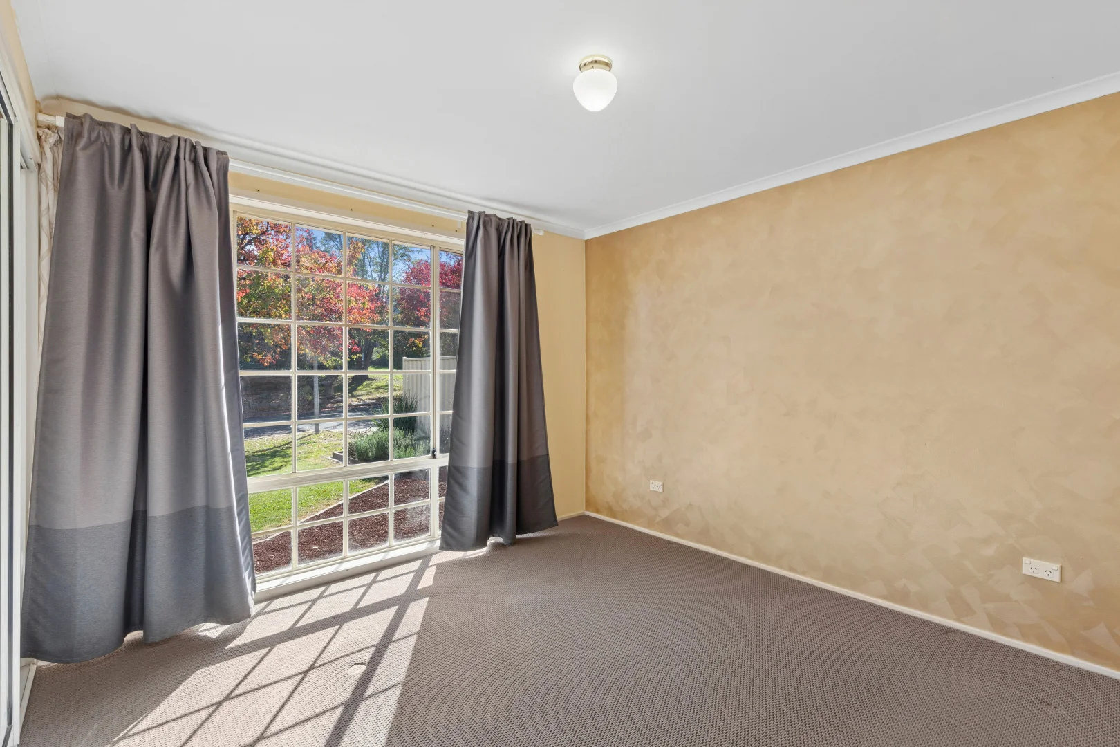 Additional image 7 of 29 Walker Crescent, Jerrabomberra NSW 2619