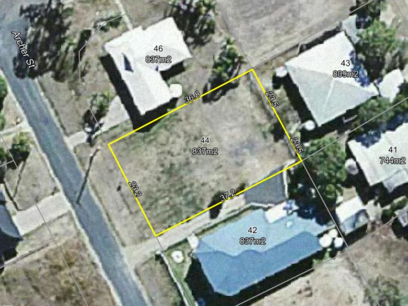 44 Archer Street, Monto QLD 4630, Image 1