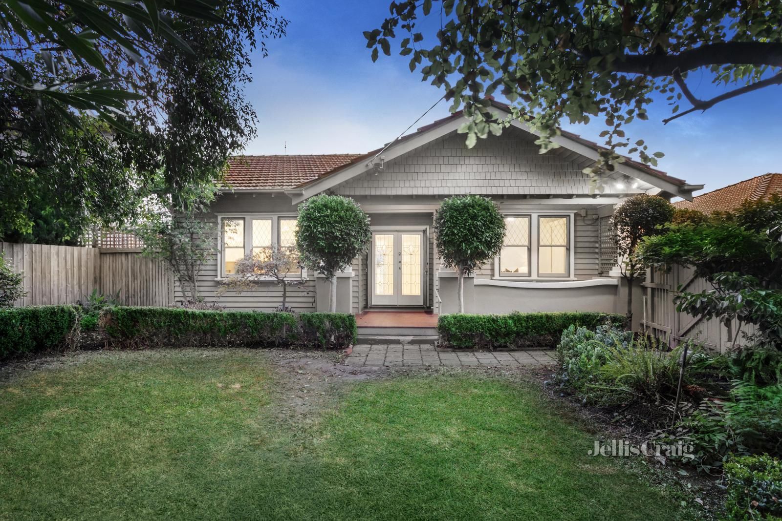 13 Hall Street, McKinnon VIC 3204, Image 0