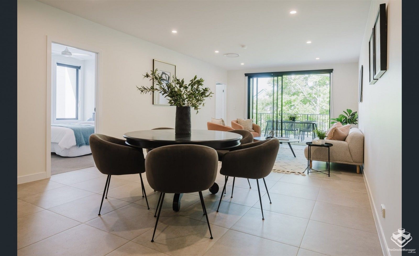 3 bedrooms Apartment / Unit / Flat in ID:21162620/43 Belgrave Street BALMORAL QLD, 4171