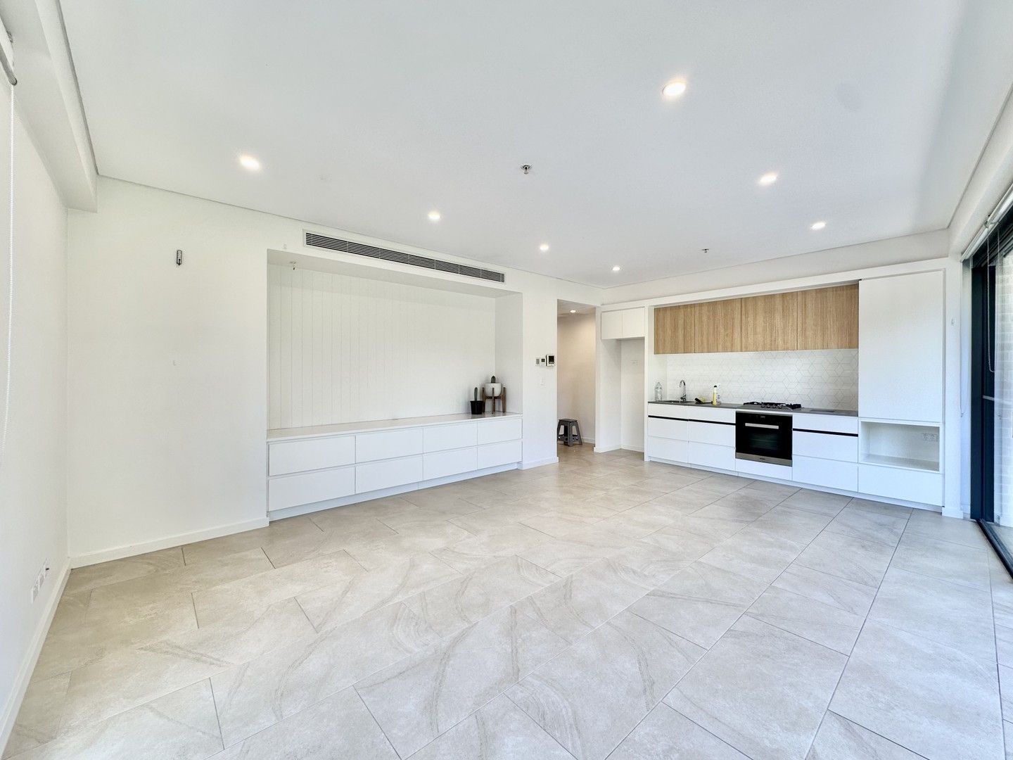 2 bedrooms Apartment / Unit / Flat in 305/89 Bay Street GLEBE NSW, 2037