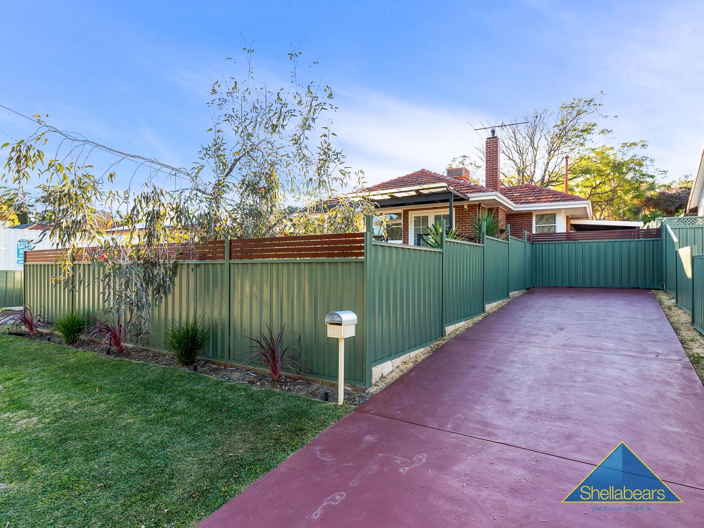 10 Cordelia Avenue, Coolbellup WA 6163, Image 2