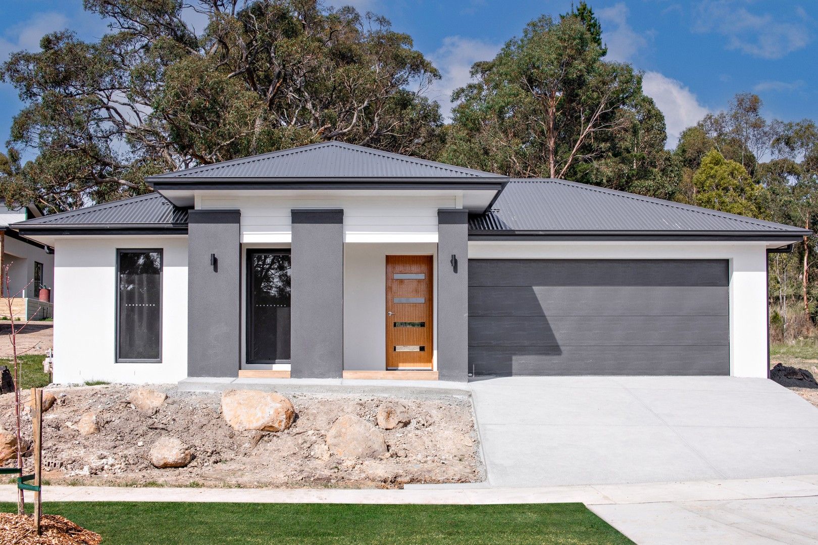 4 bedrooms House in 2 Buckland Court BALLARAT EAST VIC, 3350