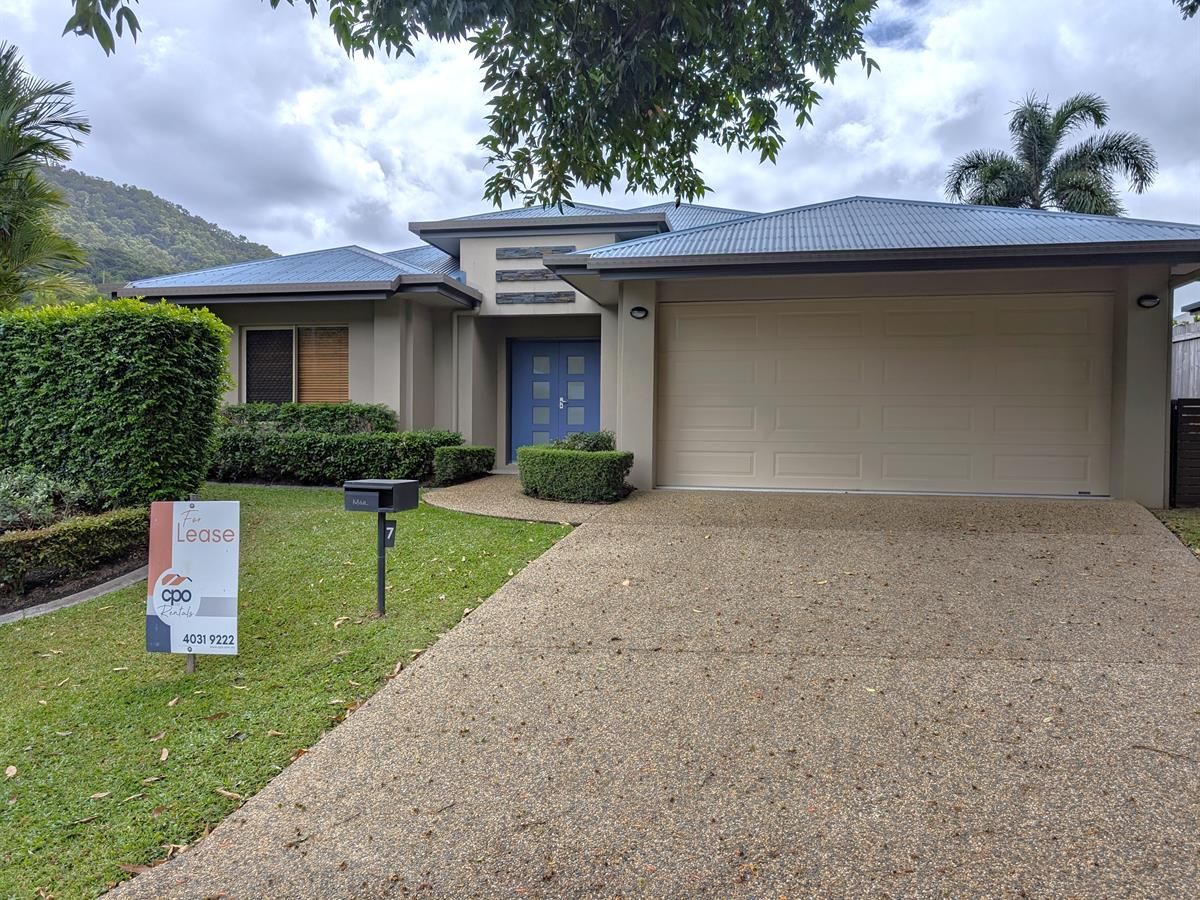 4 bedrooms House in 7 Kerlin Close REDLYNCH QLD, 4870