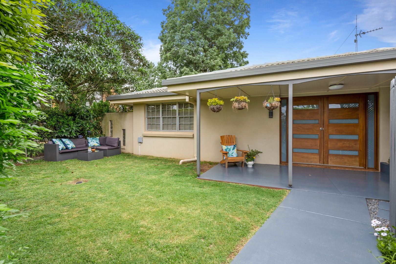 23 Tourist Road, East Toowoomba QLD 4350, Image 2