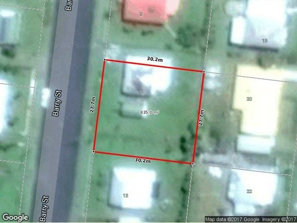 11 Barry Street, Proserpine QLD 4800, Image 2