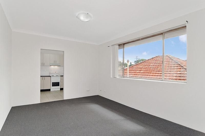 8/6 Wrights Avenue, BERALA NSW 2141, Image 2