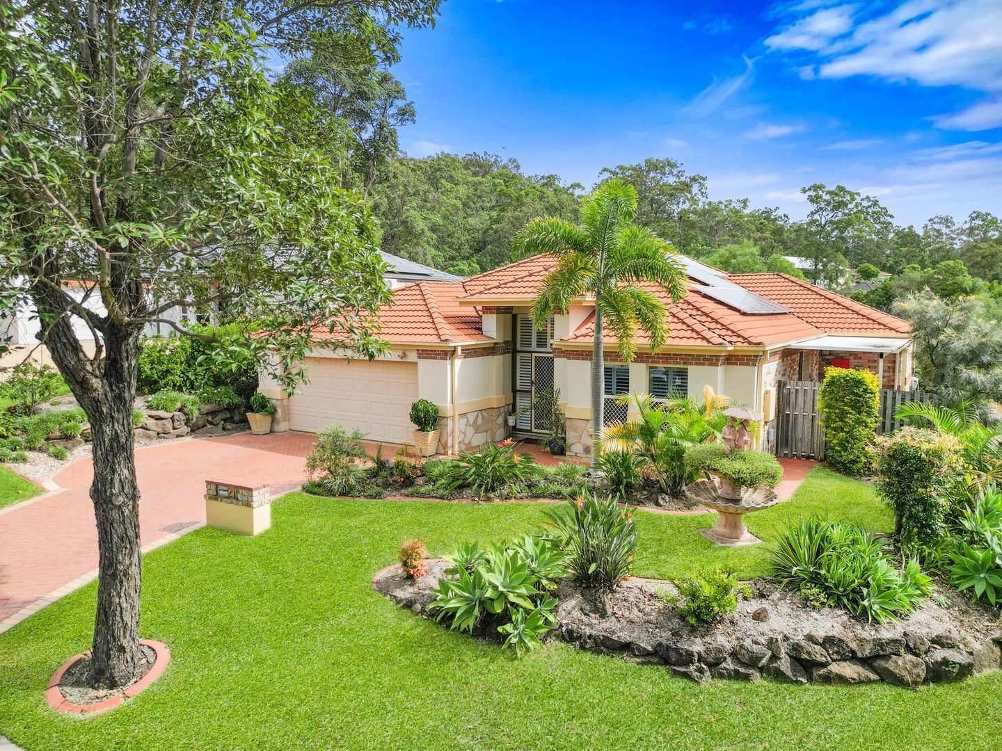 21 Leopard Avenue, Elanora QLD 4221, Image 0